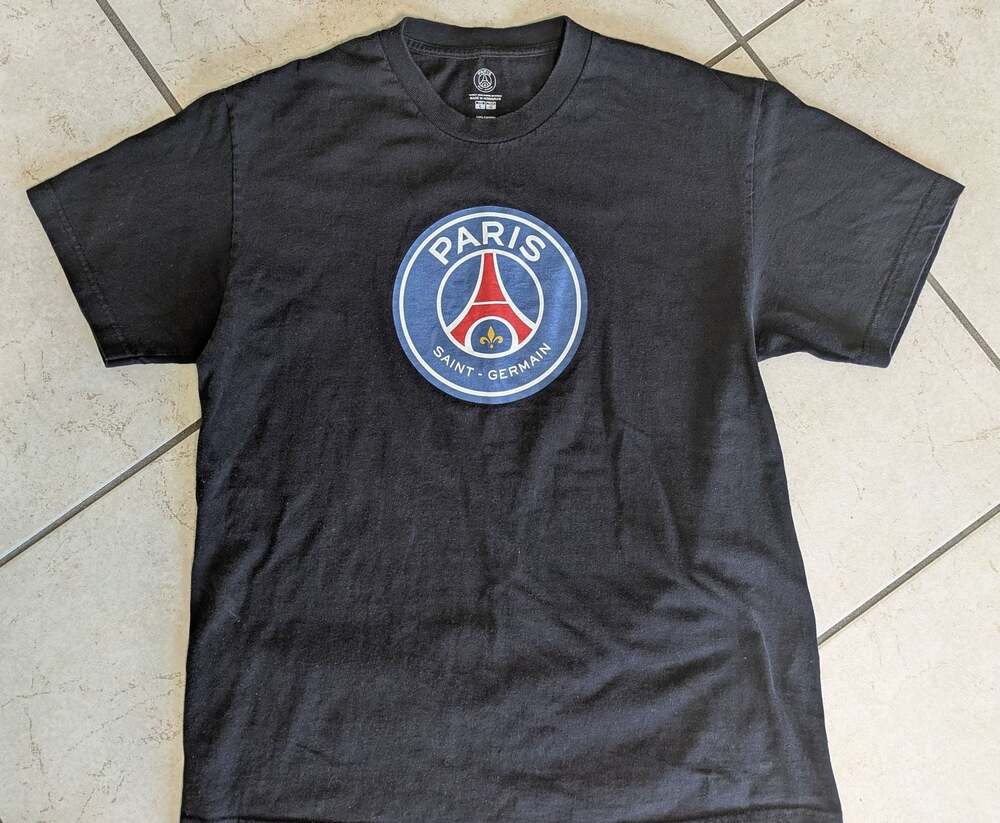 Paris Saint-Germain PSG FC Official Black Logo Soccer T-Shirt